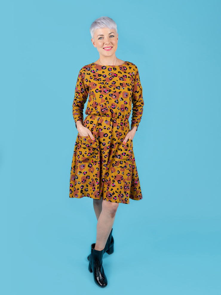 Lotta dress sewing pattern by Tilly and the Buttons